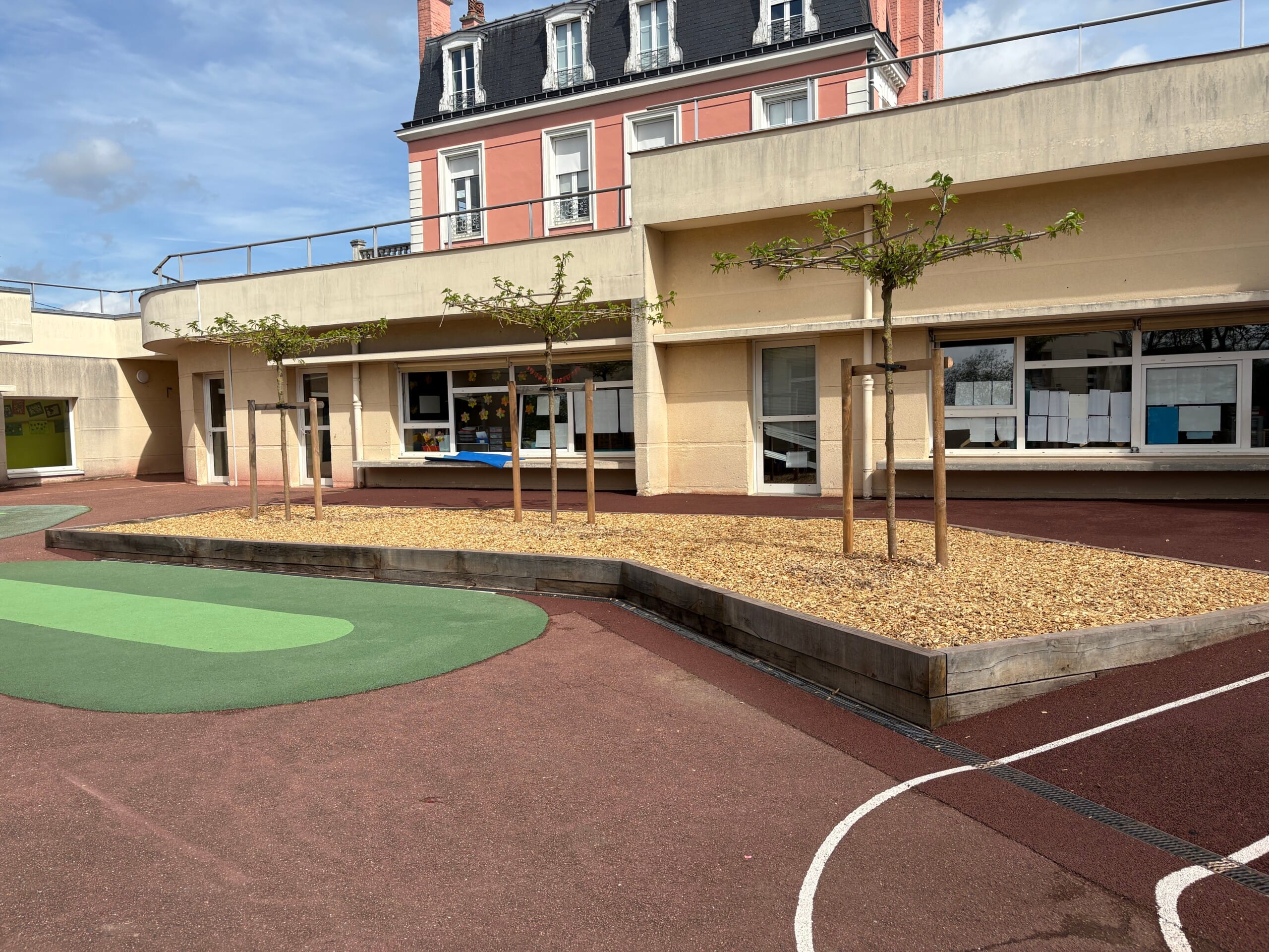 Beauchamp — Ecole la Chesnaie