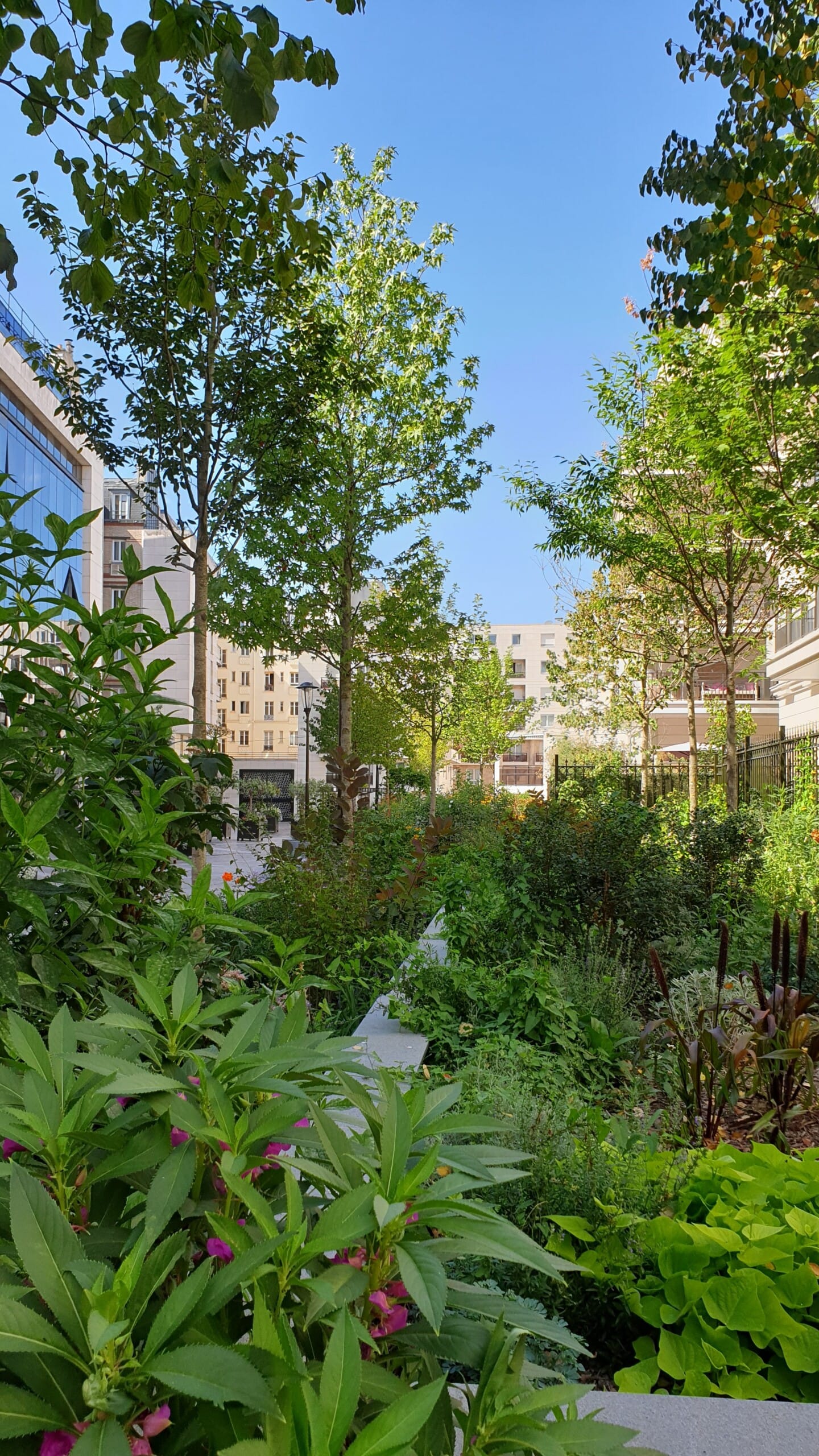 Levallois-Perret — Victor Hugo